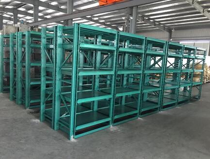 使用抽屉式货架可以放哪些物品？
